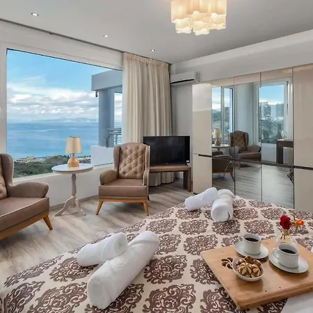 Villa Ixia Sea View *