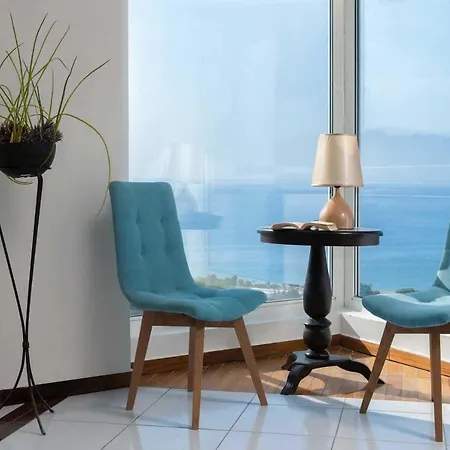 Villa Ixia Sea View *